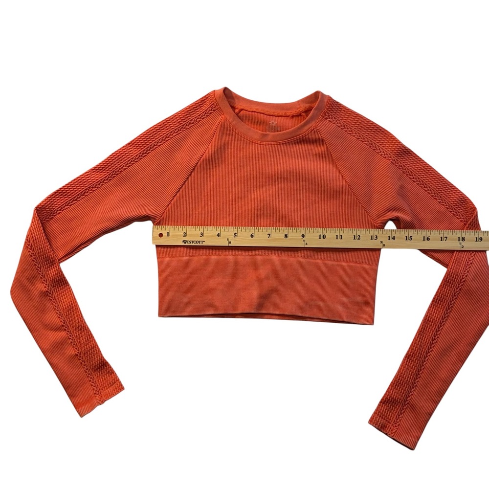 OFFLINE By Aerie Ribbed Long Sleeve Crop Top XS Coral Athletic Activewear - Picture 3 of 5